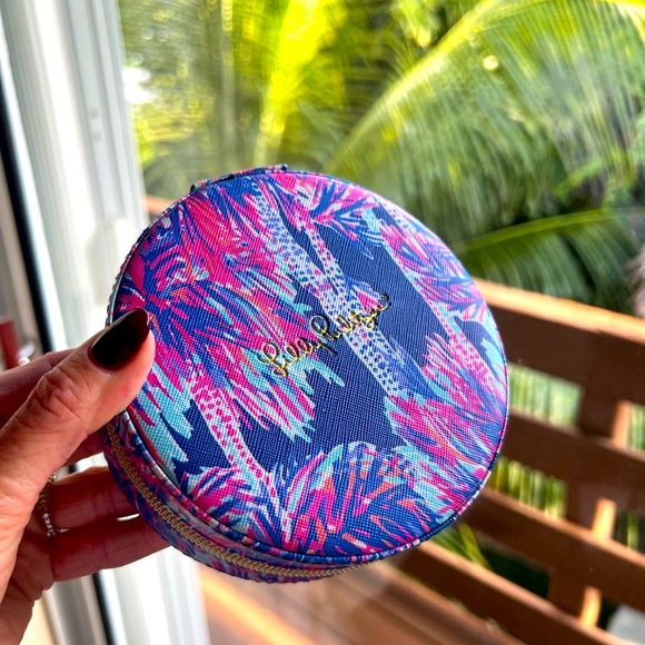 Lilly Pulitzer Tropical Pink and Blue Travel Jewelry Case - Picture 2 of 6